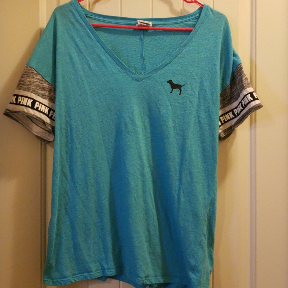 Tee